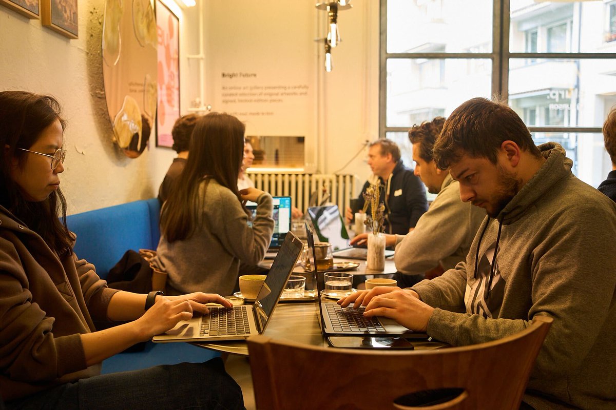 Ben Lang tweet media