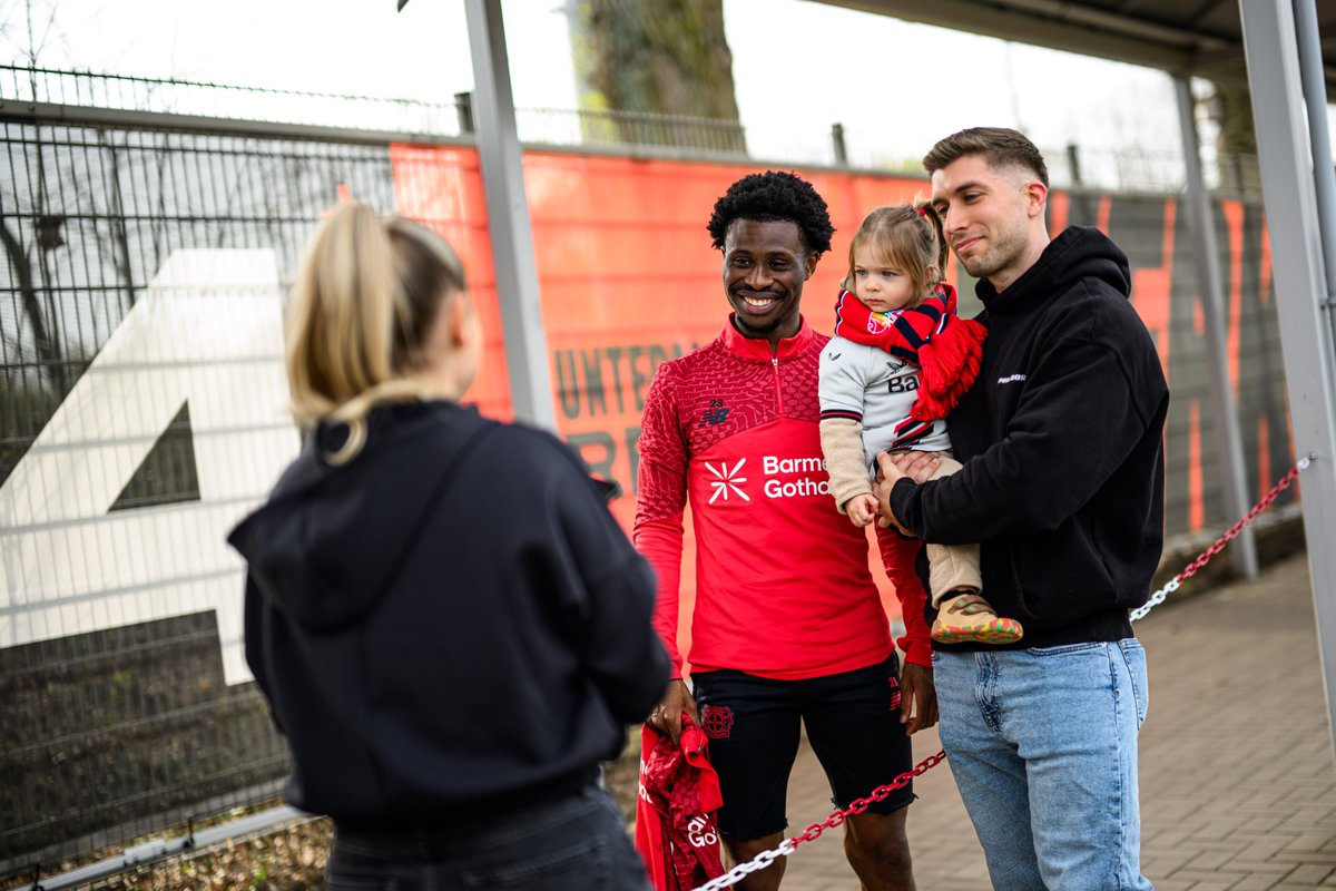 Bayer 04 Leverkusen tweet media
