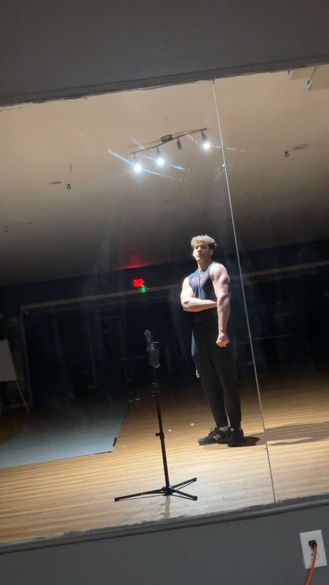 Dylan Latell 27’ 3⭐️ OT tweet media