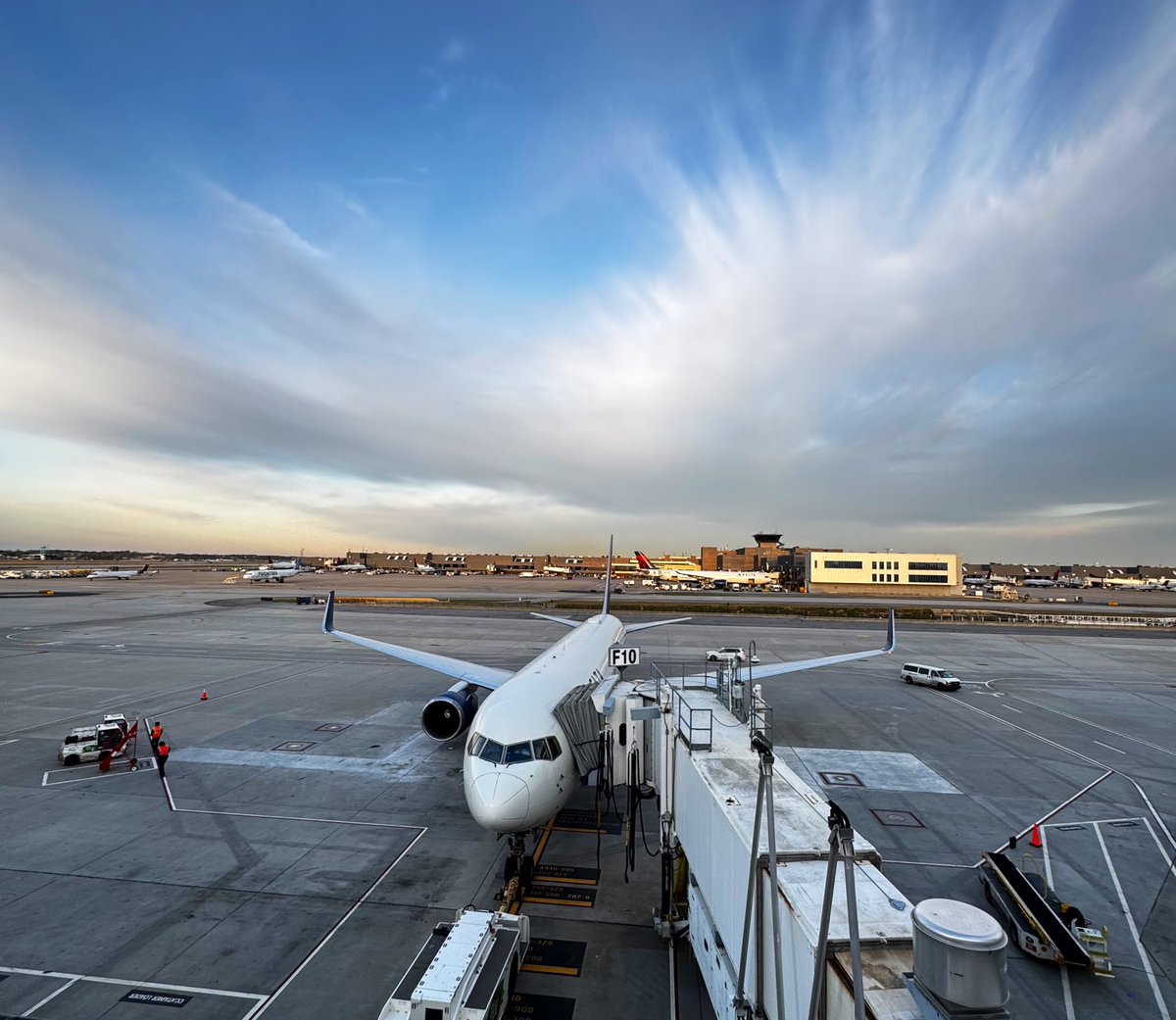 Ryan Eversley tweet media