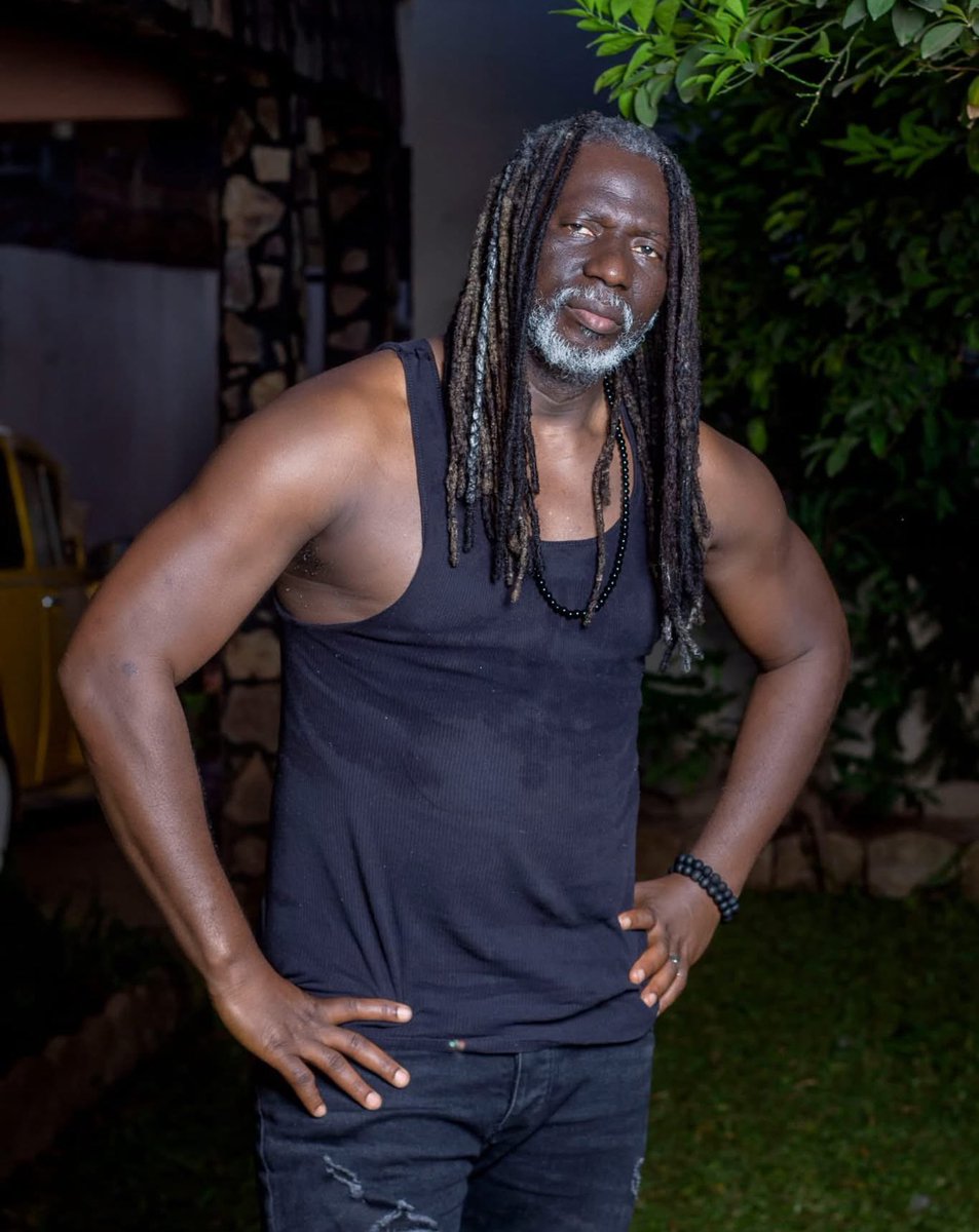 Le Media 100Filtre tweet media