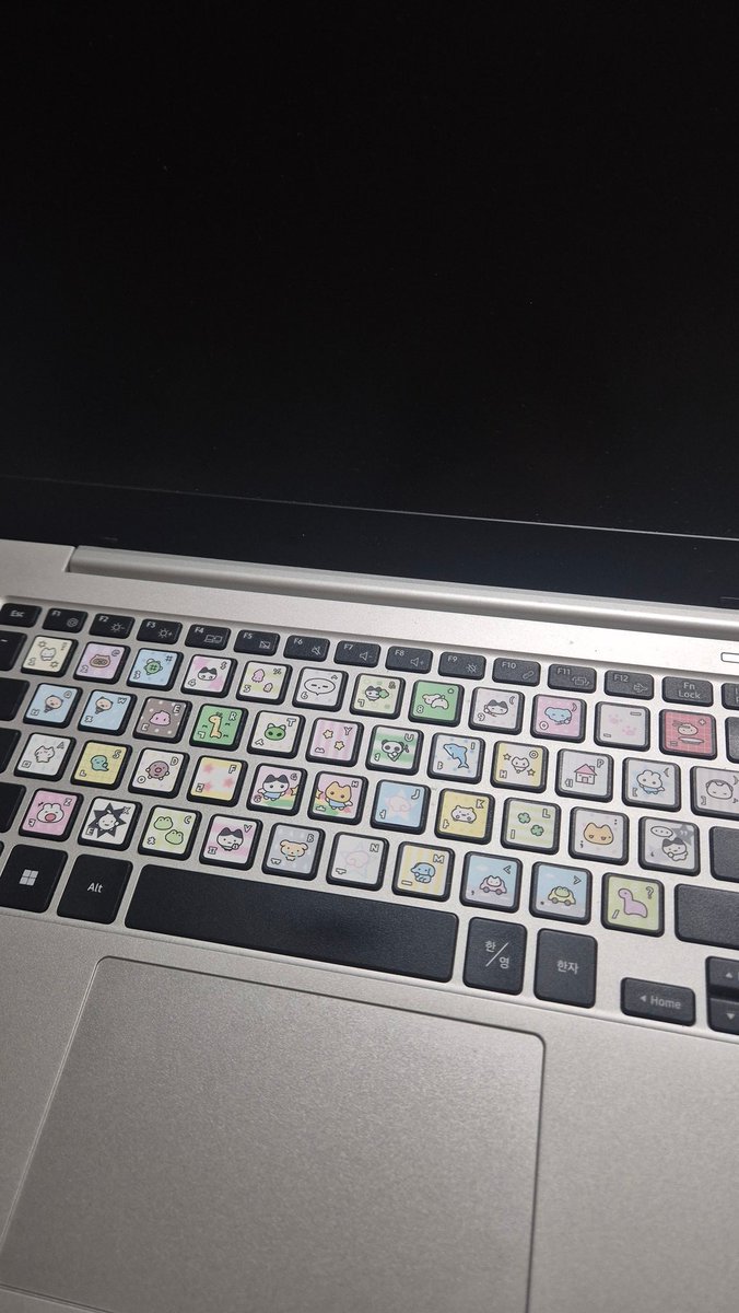 𝑴𝑬𝑼 tweet media