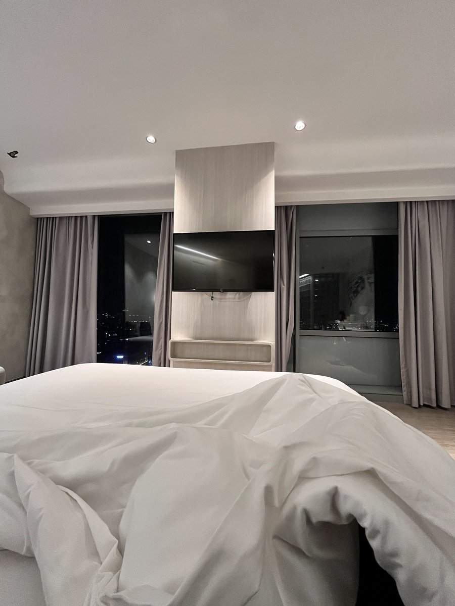 gobas🦢 tweet media