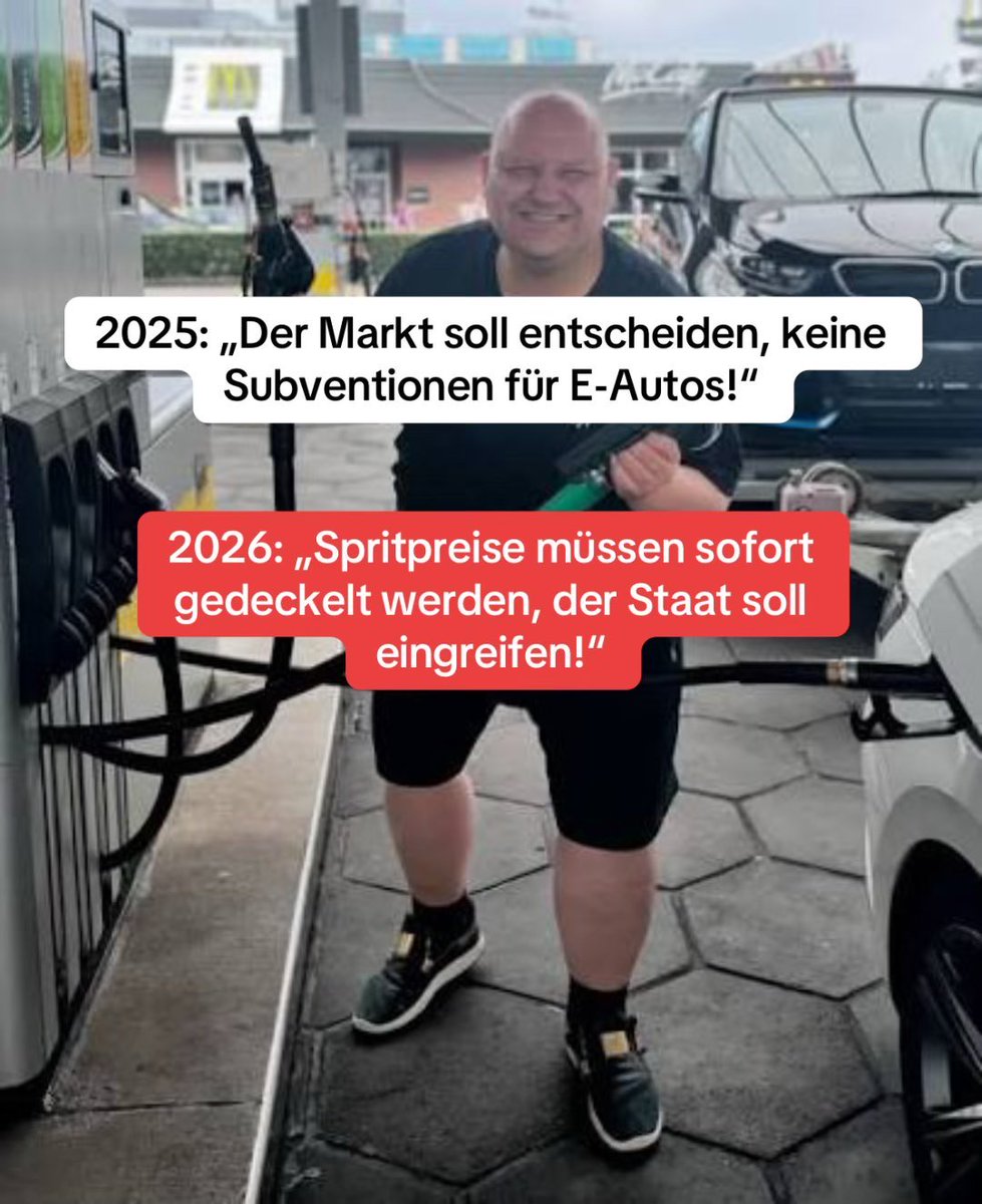 TeslaXander tweet media