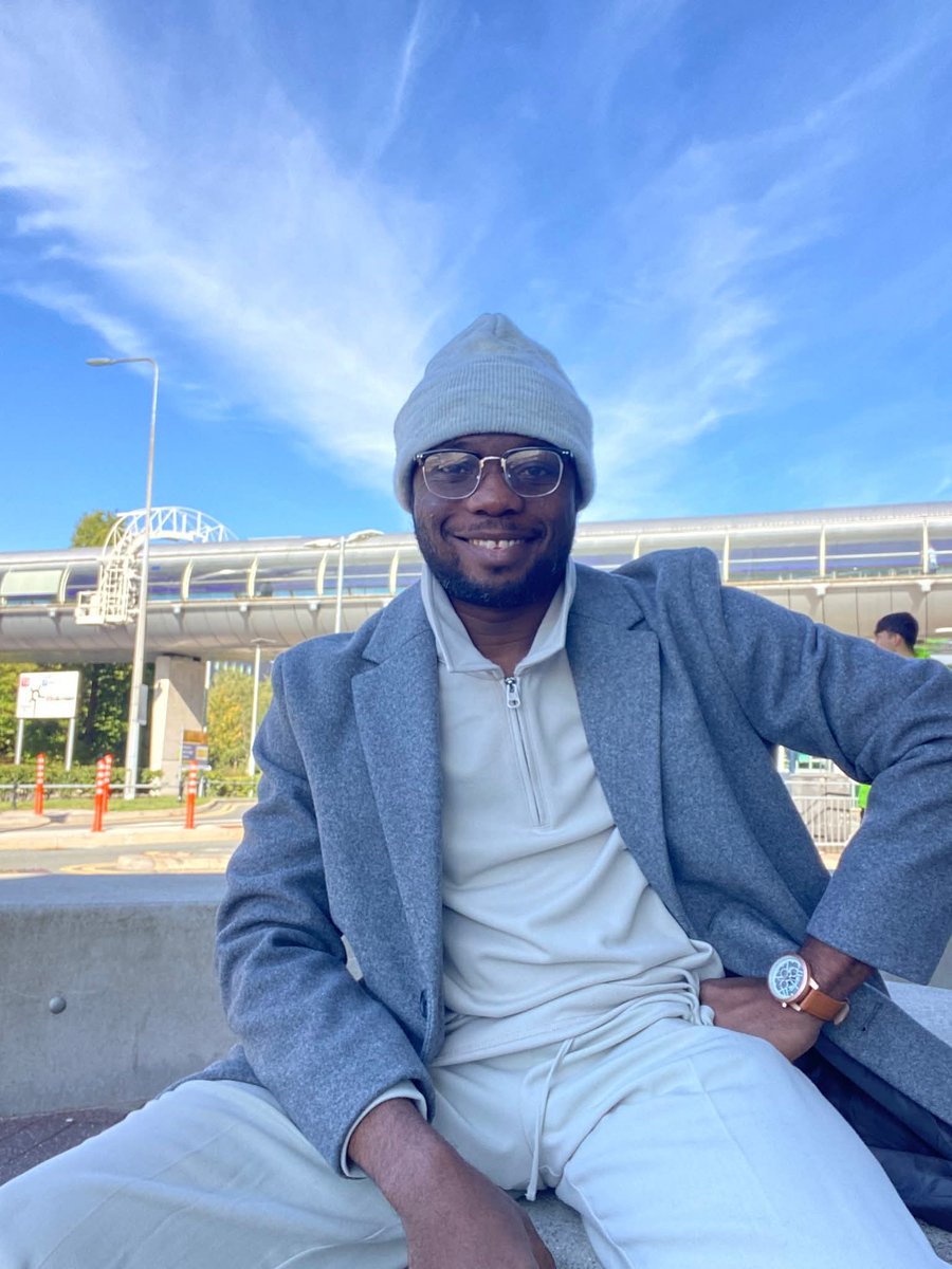 last5ive's tweet photo. Happy birthday to our lastborn @drpenking

I ve seen you grow and push through thick and thin...

May the years ahead bring you glory, a good wife and Peace https://t.co/BFdf9Xh92V
