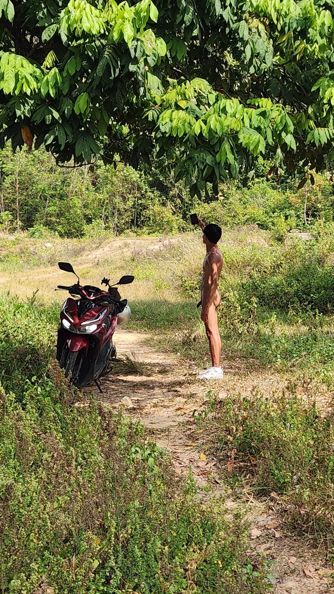 Sean naked Journey (แก้ผ้าทุกที่กับ Sean) tweet media