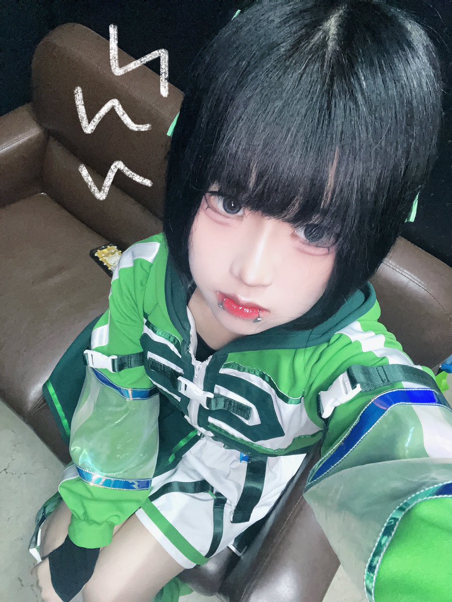 레오 レオ tweet media