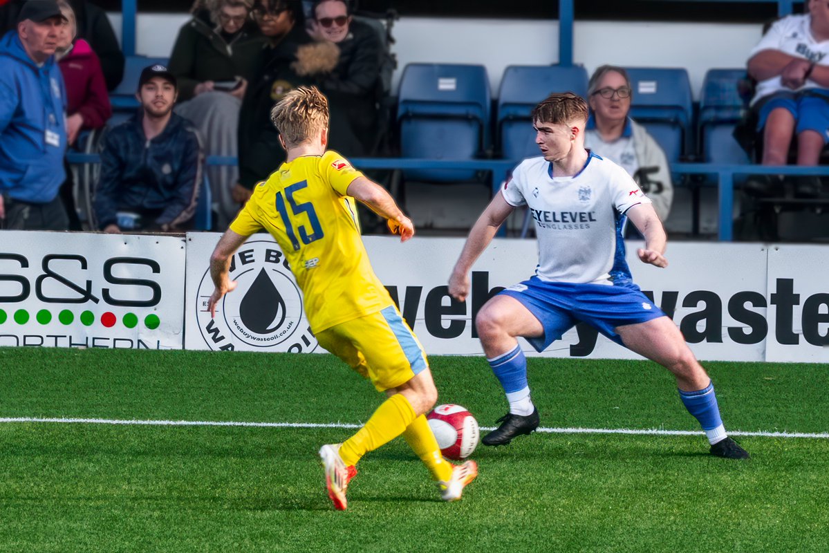 GomboczSteve's tweet image. Some  more action shots during the game Bury v Bootle on 21/3/26 including a photo of the Bury captain discussing something  with the ref. #BuryFC #PartOfIt @whitebluearmy @buryfcofficial #bfc140 #shakers