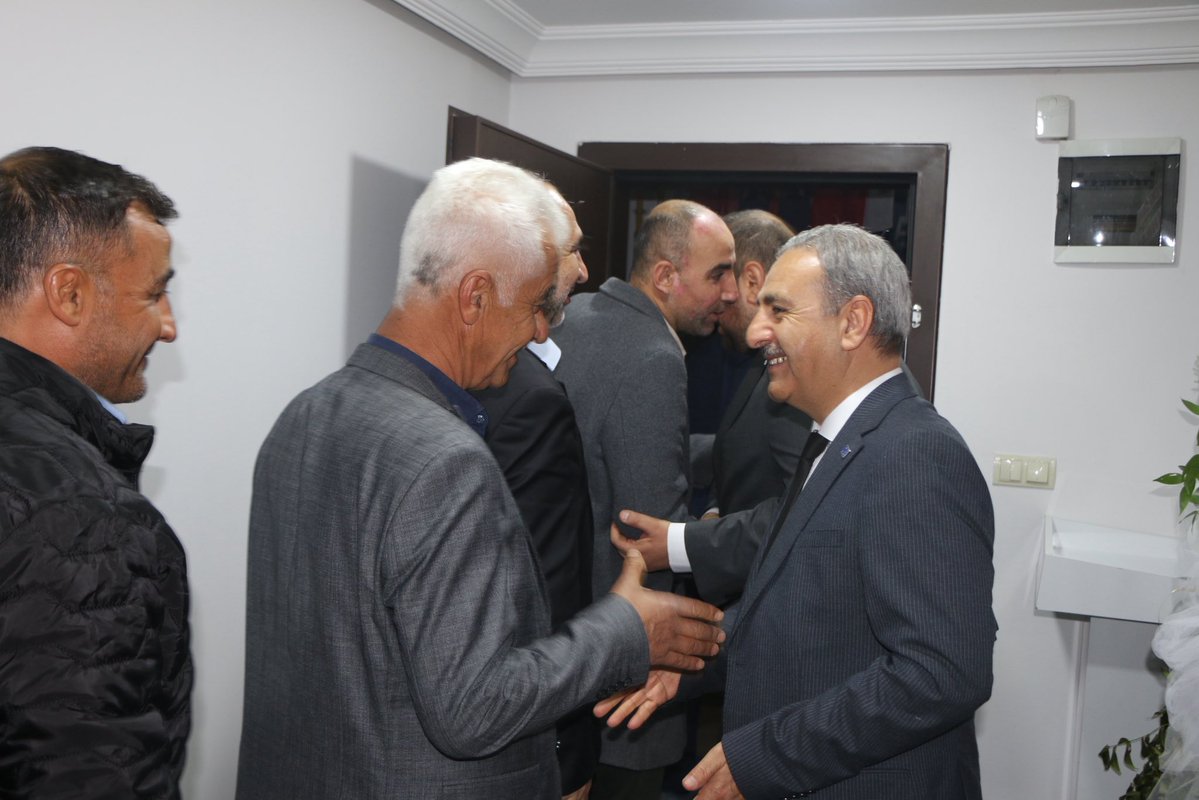 Emircan Ahmet Alsan tweet media