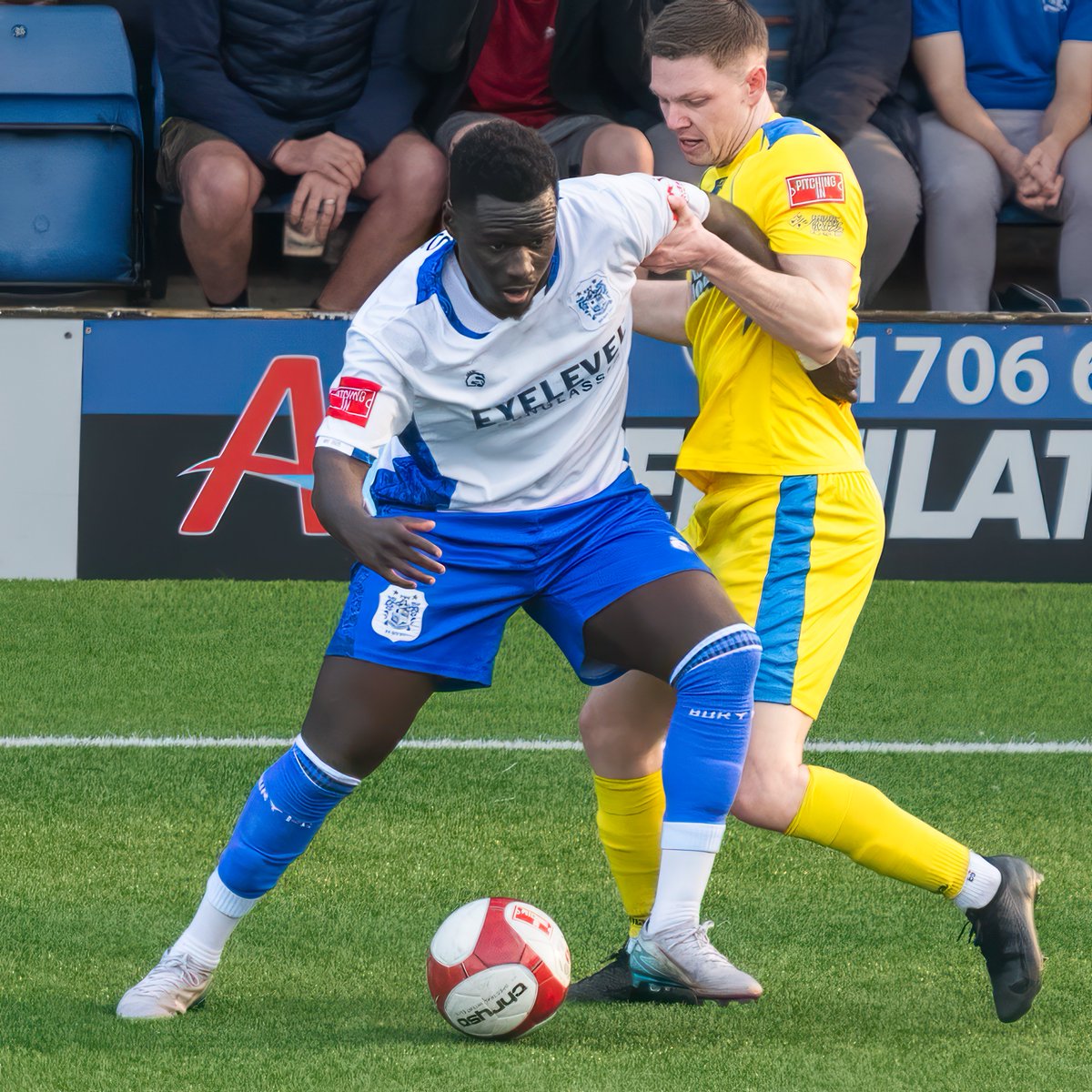 GomboczSteve's tweet image. Some more players action shots during the game Bury v Bootle on 21/3/26. #BuryFC #PartOfIt @whitebluearmy
@buryfcofficial #bfc140 #shakers