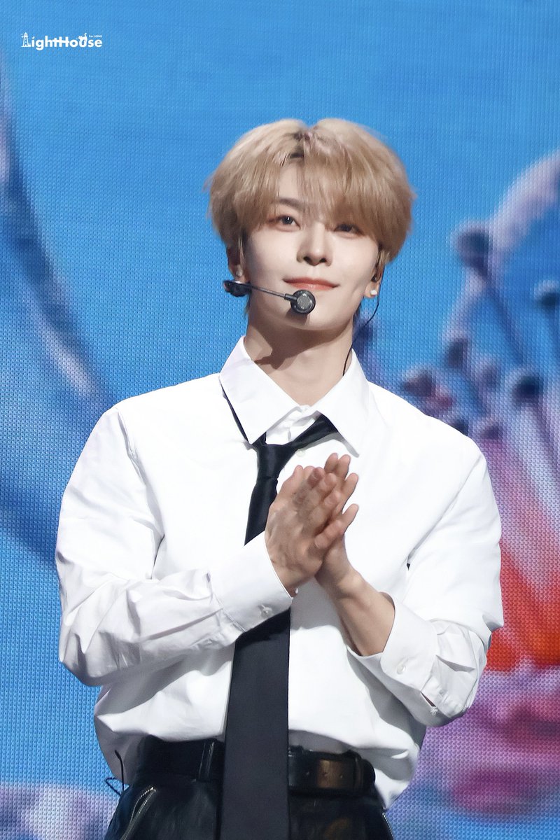 LightHouse tweet media