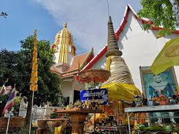 #หงสาวดีEP4 เกร็ดความรู้
พระราชมนู ขุนศึกและสมุหพระกลาโหมในรัชสมัยสมเด็จพระนเรศวรมหาราช โดยชื่อเพชรหรือเพ็ชร เป็นชื่อมุขปาฐะ ปรากฏครั้งแรกในนวนิยาย 'มหาราชดำ' และตำนานบวชที่วัดช้าง จังหวัดอ่างทอง นับเป็นชื่อเล่นที่แมสที่สุดในสื่อร่วมสมัยของเจ้าคุณท่านแล้ว