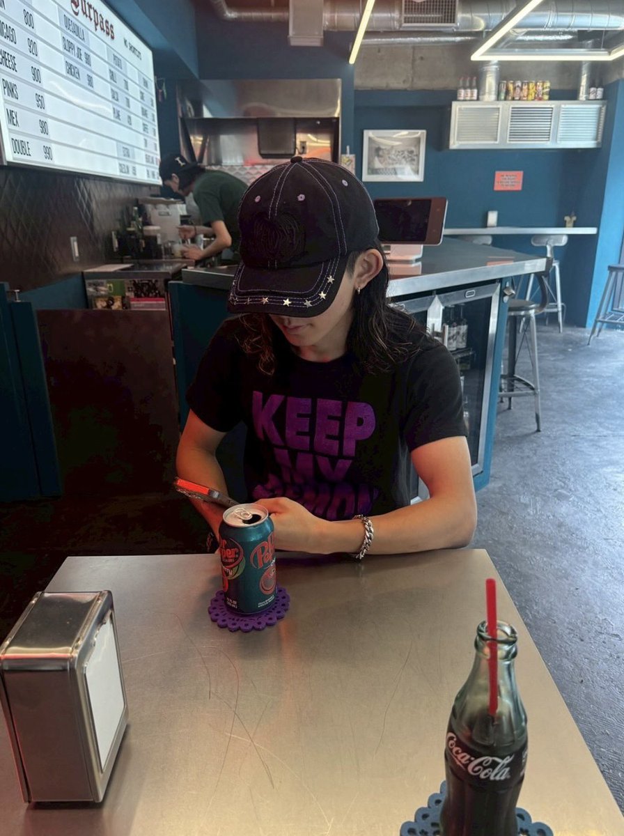 くろむ tweet media