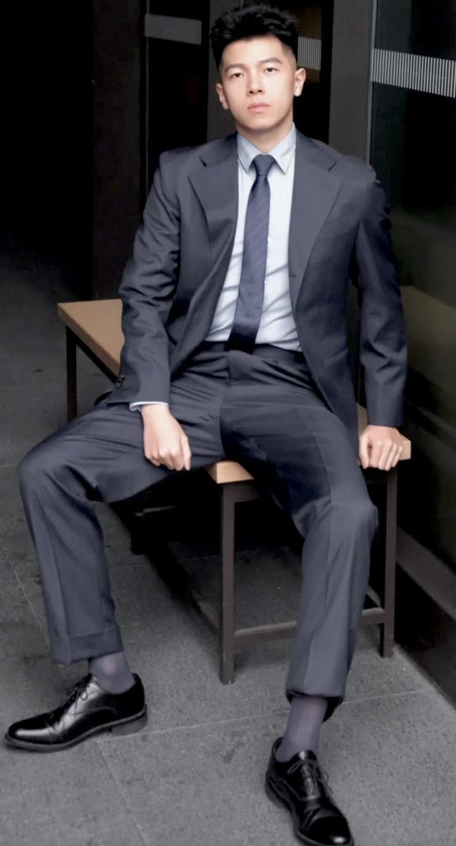 uniform men police suit tweet media