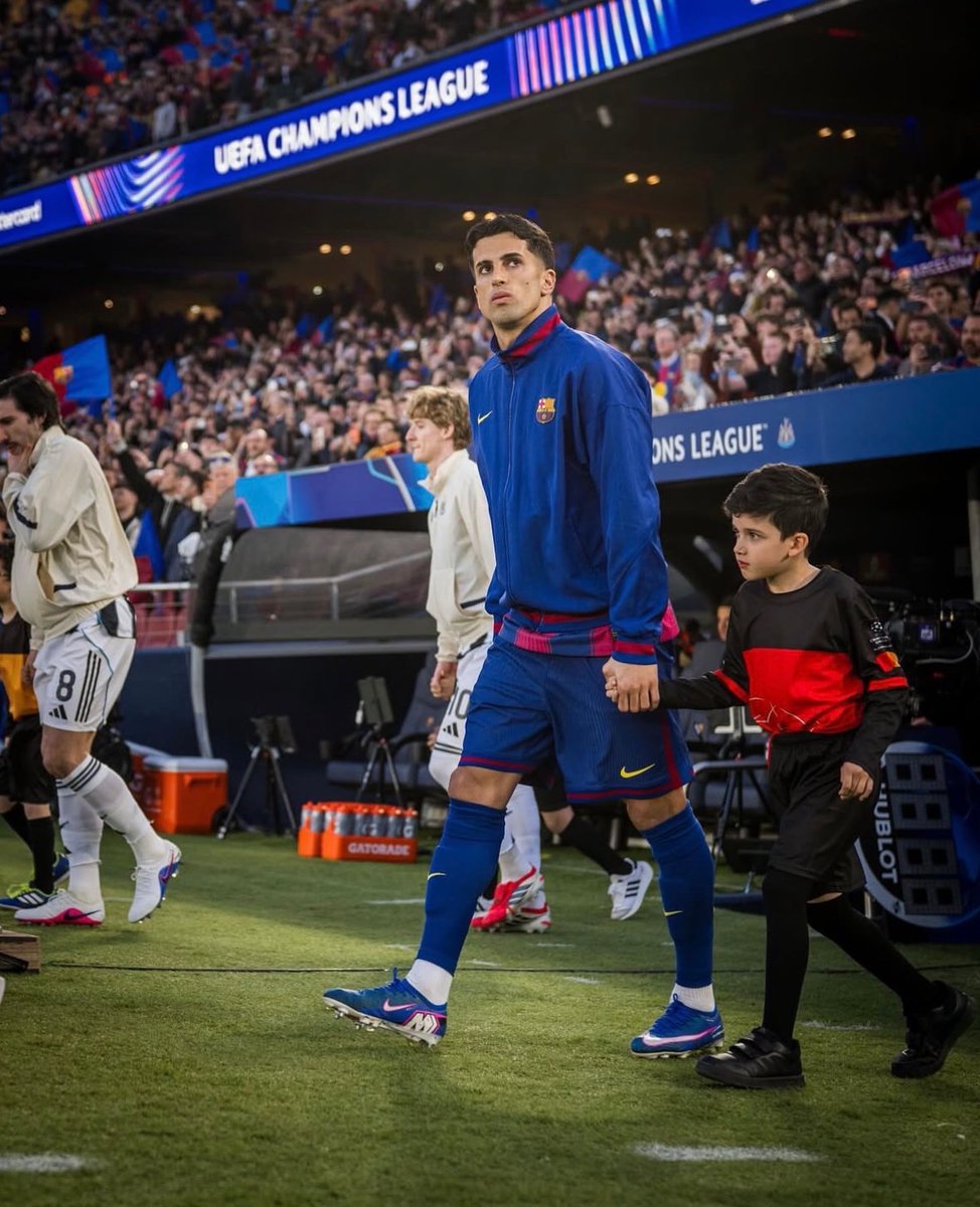 FCB World tweet media