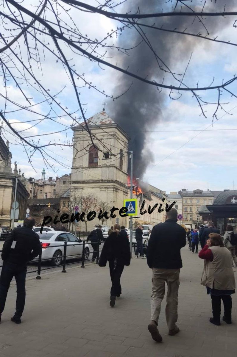 Денис Казанський tweet media