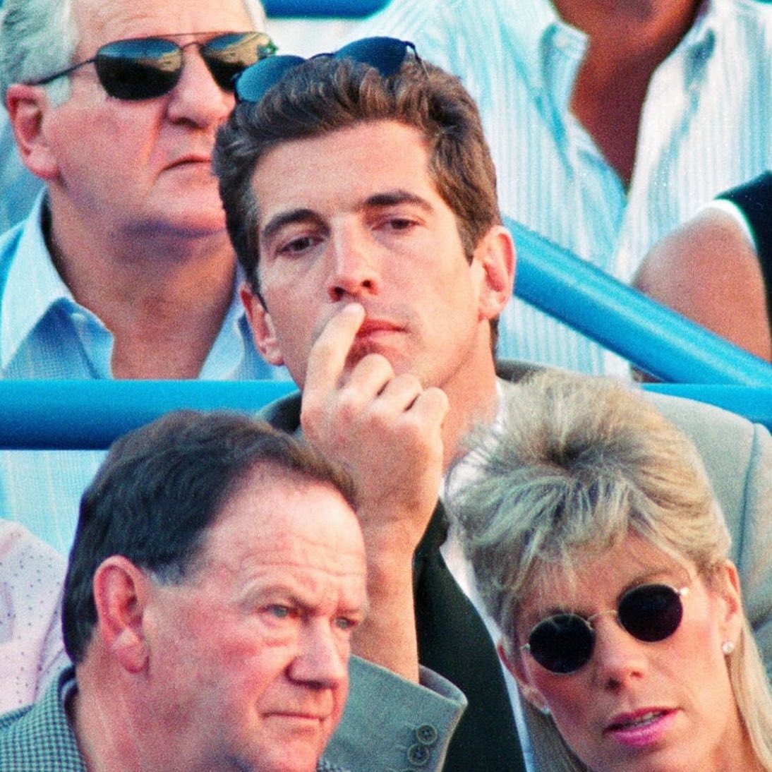 tih 🪩 johncarolyn era tweet media