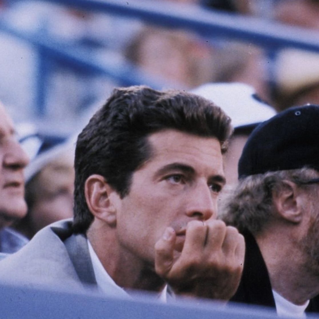 tih 🪩 johncarolyn era tweet media