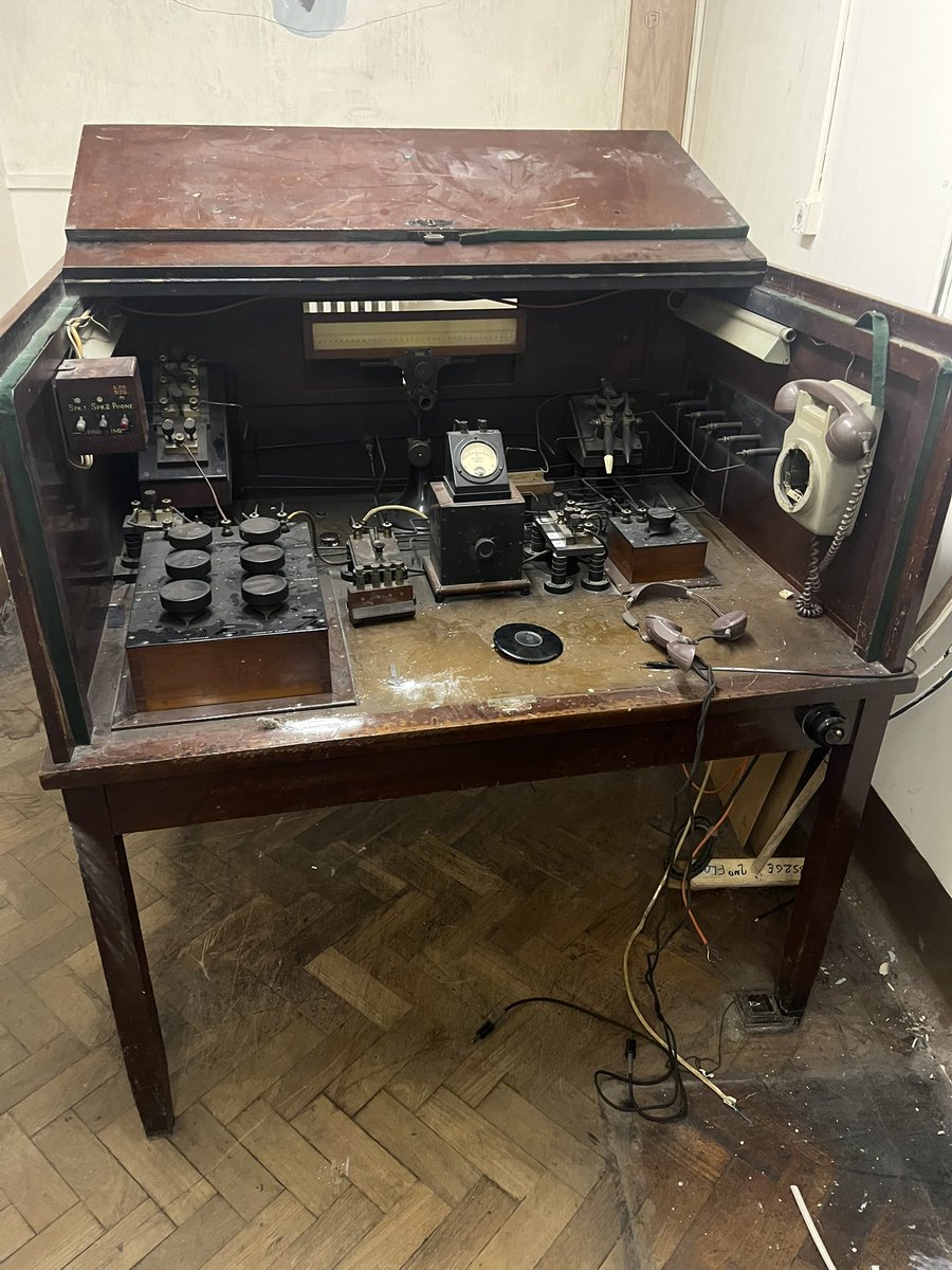 At L4rge* tweet media