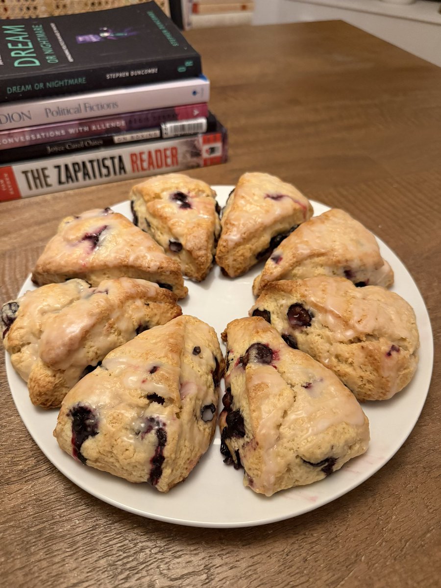 clare flanagan tweet media