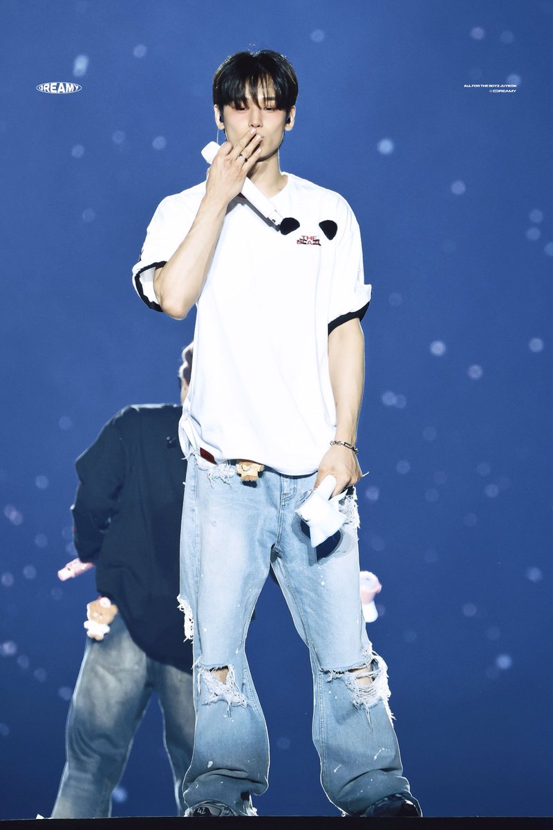 𝐃𝐑𝐄𝐀𝐌𝐘 tweet media