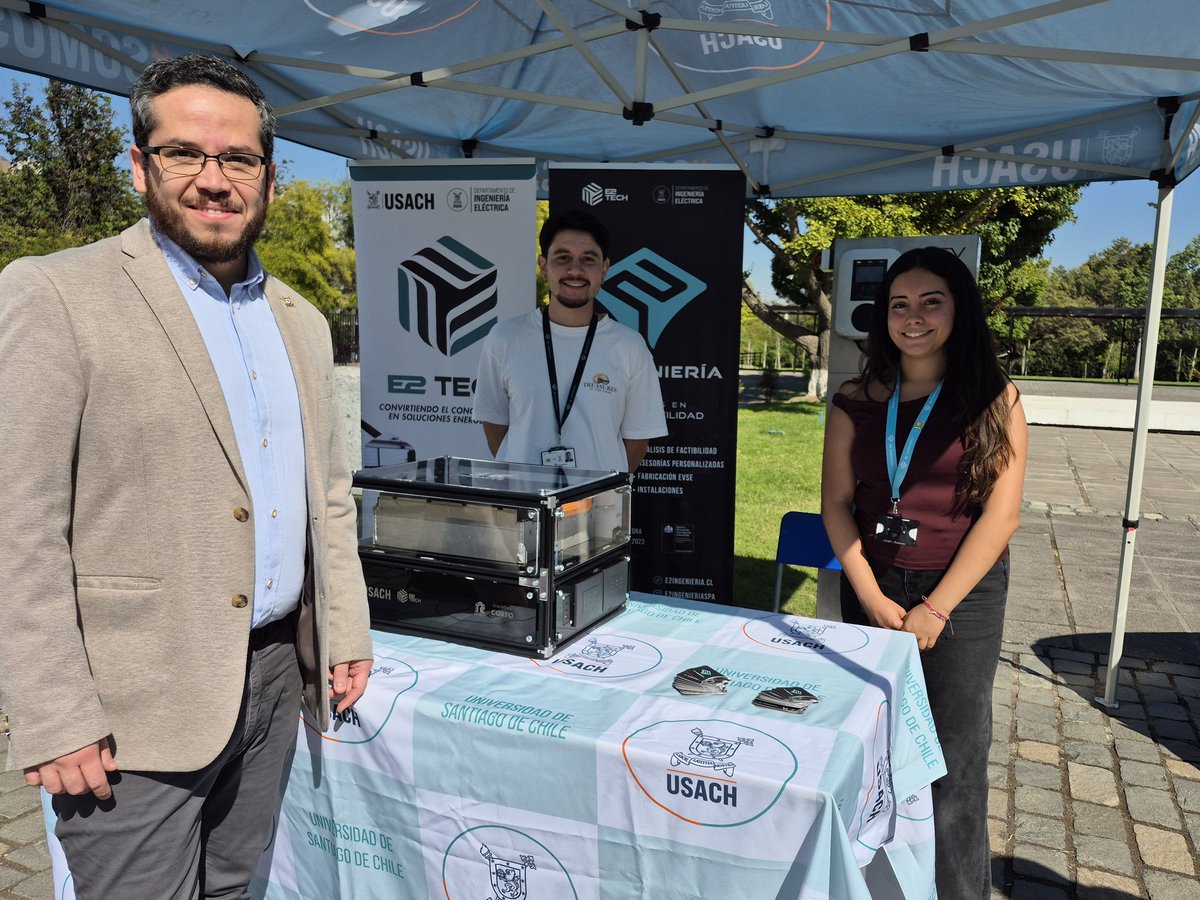 UsachIngenieria's tweet photo. Inicia 7ma feria de #electromovilidad en @usach . La Agencia de Sostenibilidad Energética y el depto de Ingeniería Eléctrica convocan a quienes lideran la transición energética, junto a los spin off nacidos de nuestra Facultad de Ingeniería #E2Tech @DIEUSACH https://t.co/pJKoIk2p4Q