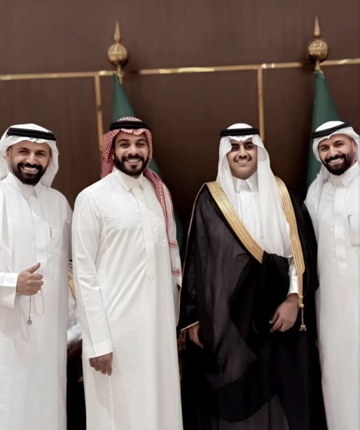 ديــِــــلا tweet media