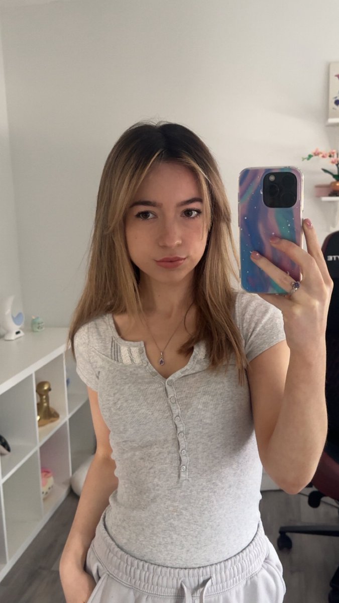 Alicia ✩ tweet media