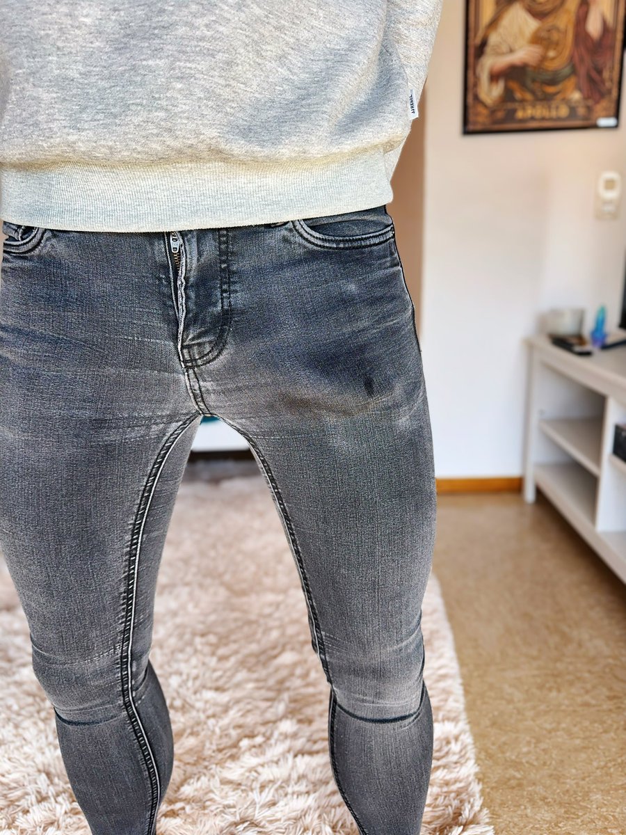 Flo_JustFloo tweet media