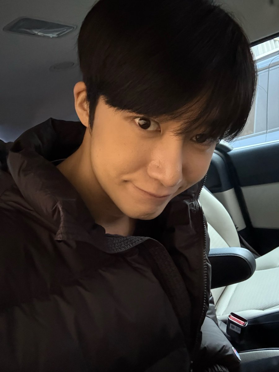 ᴄʜᴇᴇsᴇ tweet media