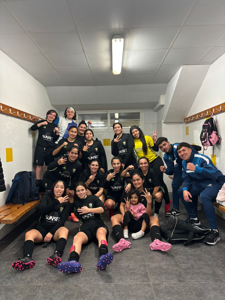 CD Peña Los Compadres tweet media