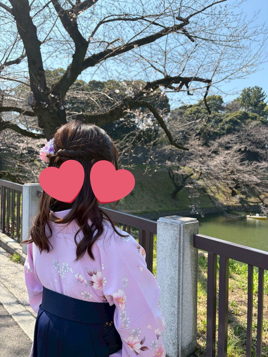 Pachipi_'s tweet photo. 私事ですが、本日卒業しました🎓

社会人なってもオタ活は続けてくからなぁー！ https://t.co/kZUuzid5UA