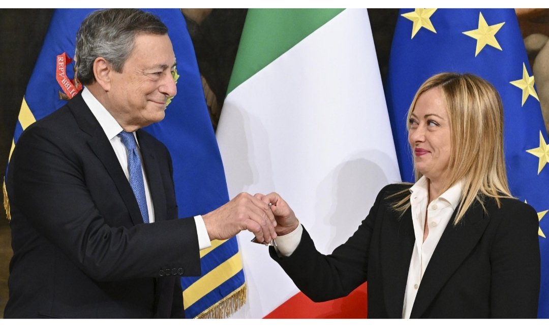 Per chi nn l'avesse ancora capito la Meloni è stata messa lì x finire il "lavoro" di massacro dell'Italia di Draghi. E visto ke ha quasi finito alle prossime elezioni lascerà il testimone alla sx. Ke ci darà il colpo di grazia.Della serie lasciate ogni speranza o voi italiani