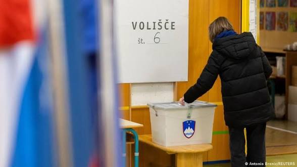 Europa.com tweet media