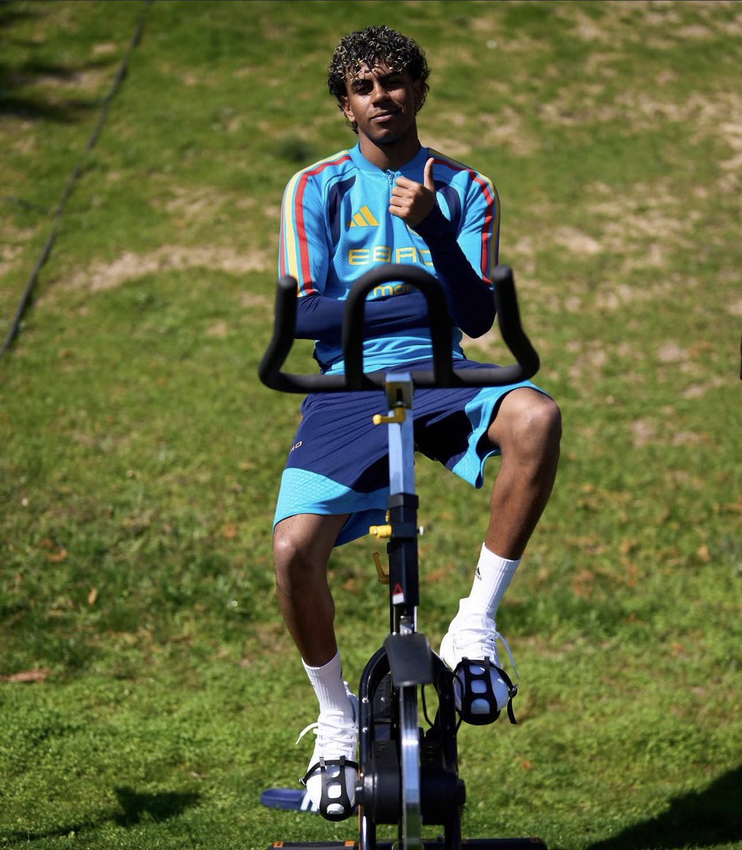 OFF THE BENCH tweet media