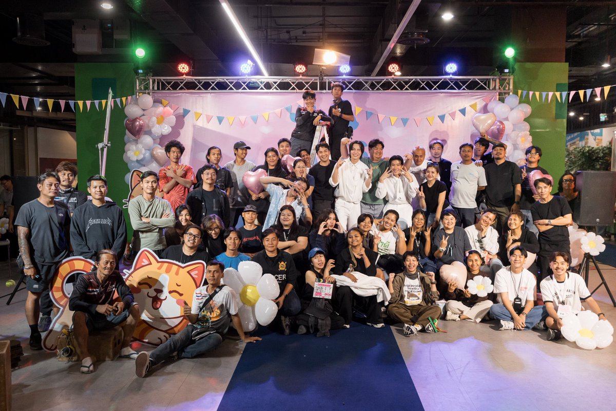 namu|| living in cat cheers cafe~ tweet media