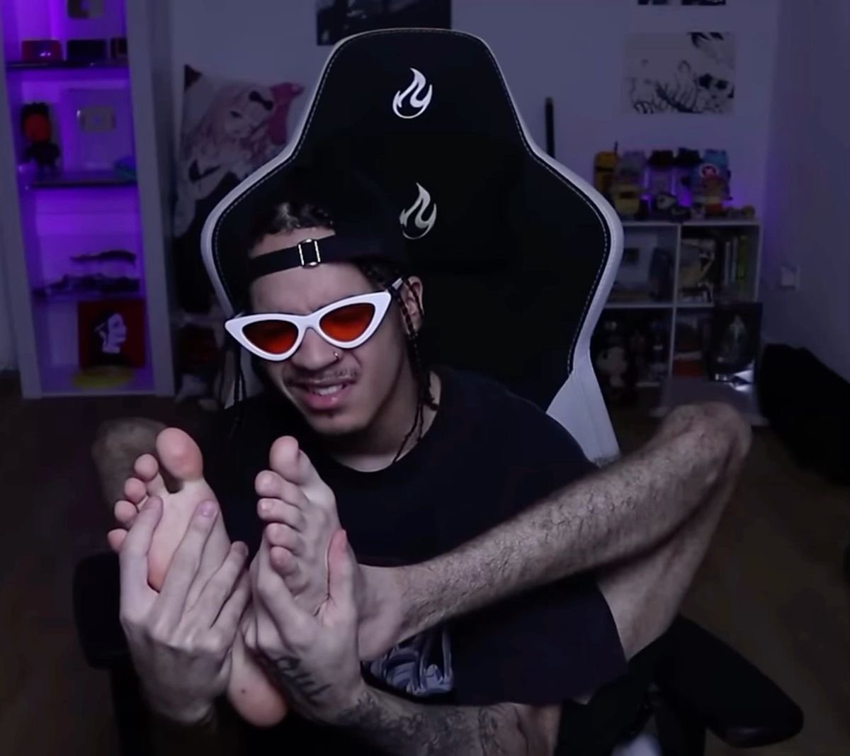 ad¹³² // inhun 🚬🥃 tweet media