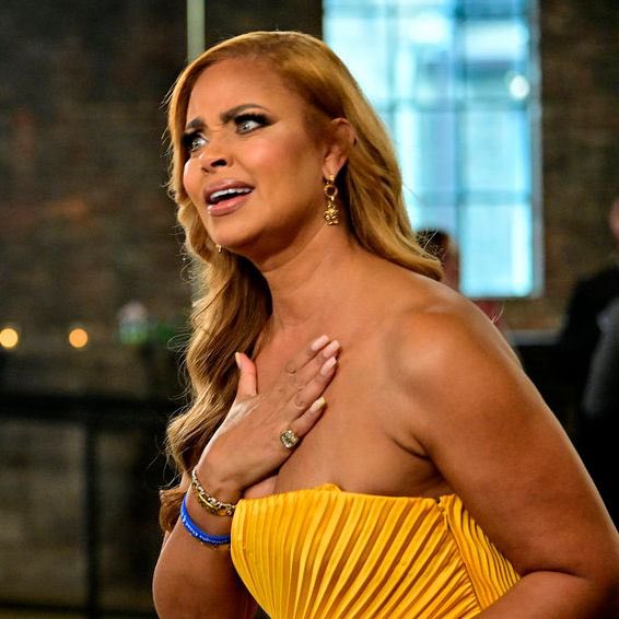 pam oliver’s naptime wig 💤 tweet media