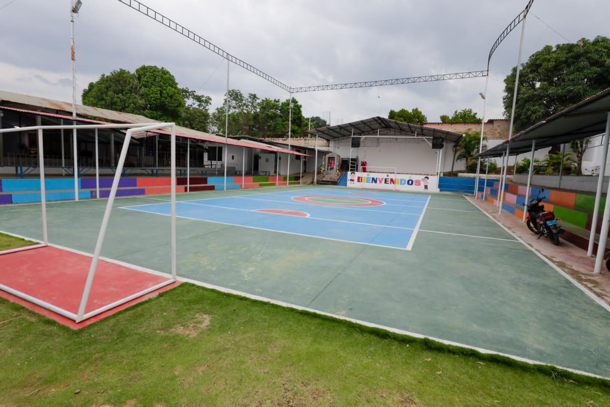 Midis Foncodes tweet media