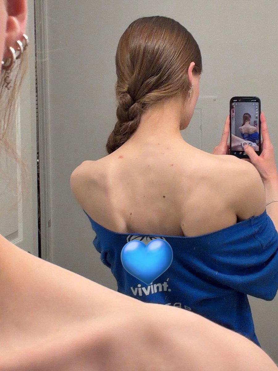 sugarbearcals tweet media