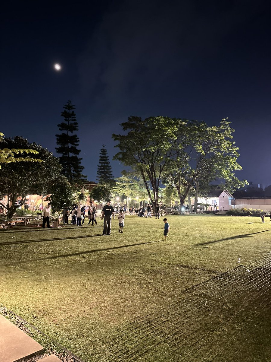 my name is tweet media