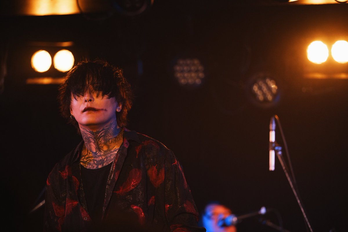 明日ボーカリストとしてのおにぎり
アー写公開します🙇
こちらのポストリポスト数15以上で公開するので皆様拡散よろしくお願いします🙇