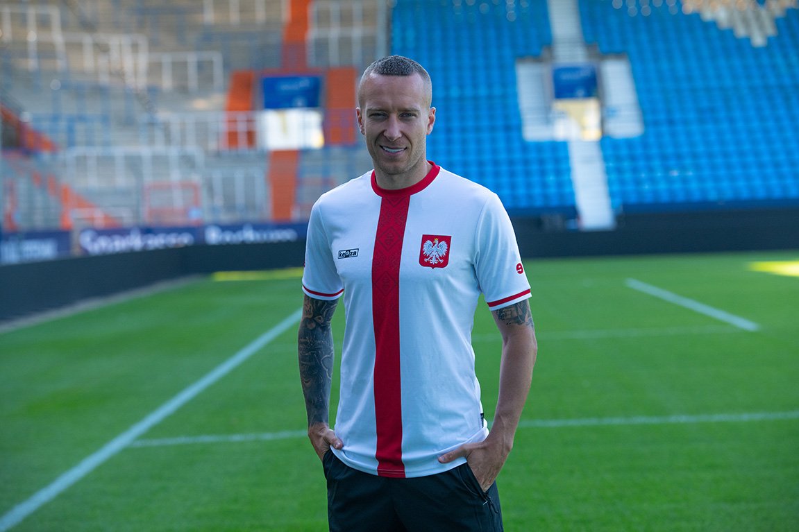 Aureliusz Kleks tweet media