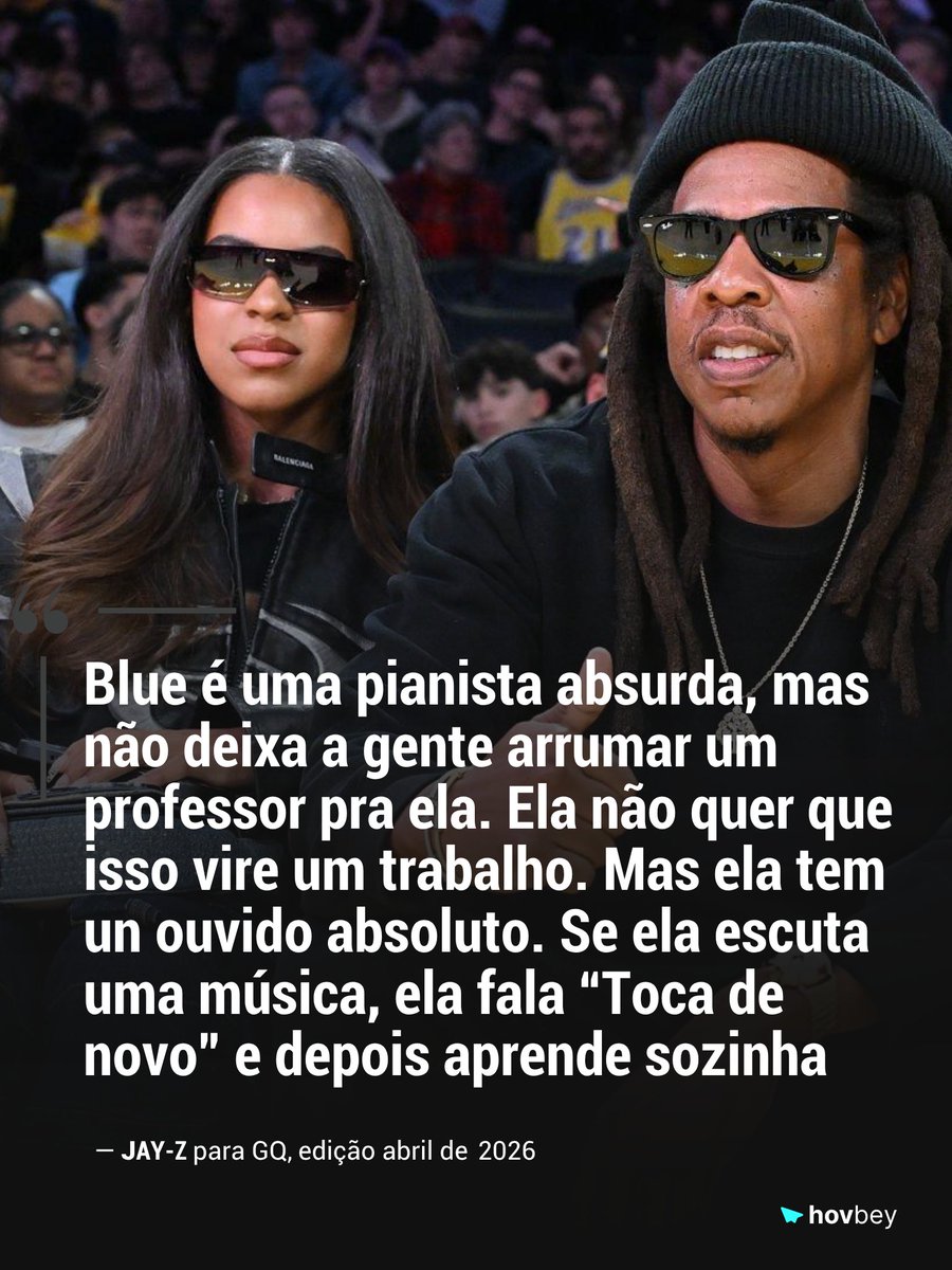 JAYZeBeyonce's tweet image. JAY-Z contou o que a gente já sabia: Blue Ivy Carter é talento puro!

GQ Magazine: Como tem sido a paternidade pra você ultimamente, com a Blue crescendo, os gêmeos? Como essa jornada tem evoluído pra você?

#JAYZ: Isso dá sentido a tudo, a tudo mesmo. Eu atravesso o país, faço o