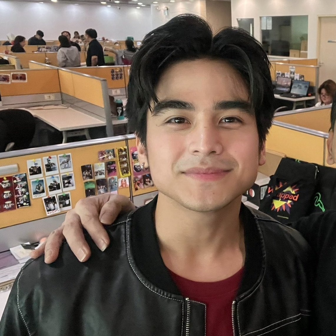 gulayan ni kiko 🥬🍅 tweet media