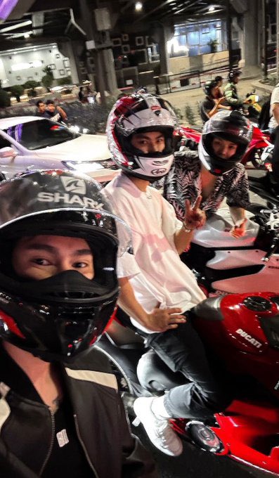 ◡̈ ปะติ๊ด 🍪 ೀ⋆｡🖇️ tweet media