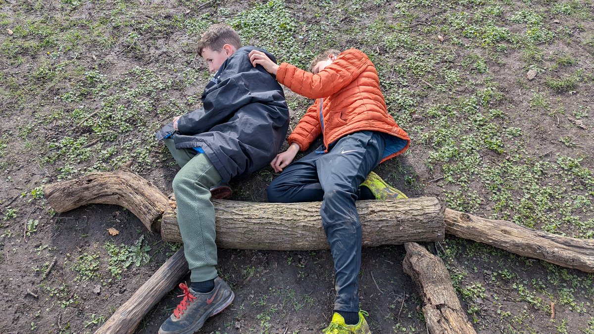 Candleby Lane tweet media