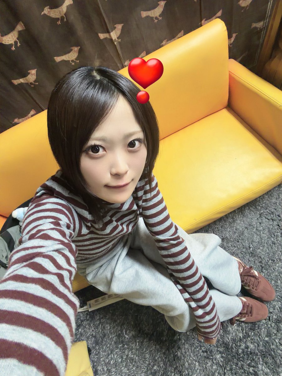 ゆりな(0番線と夜明け前) tweet media