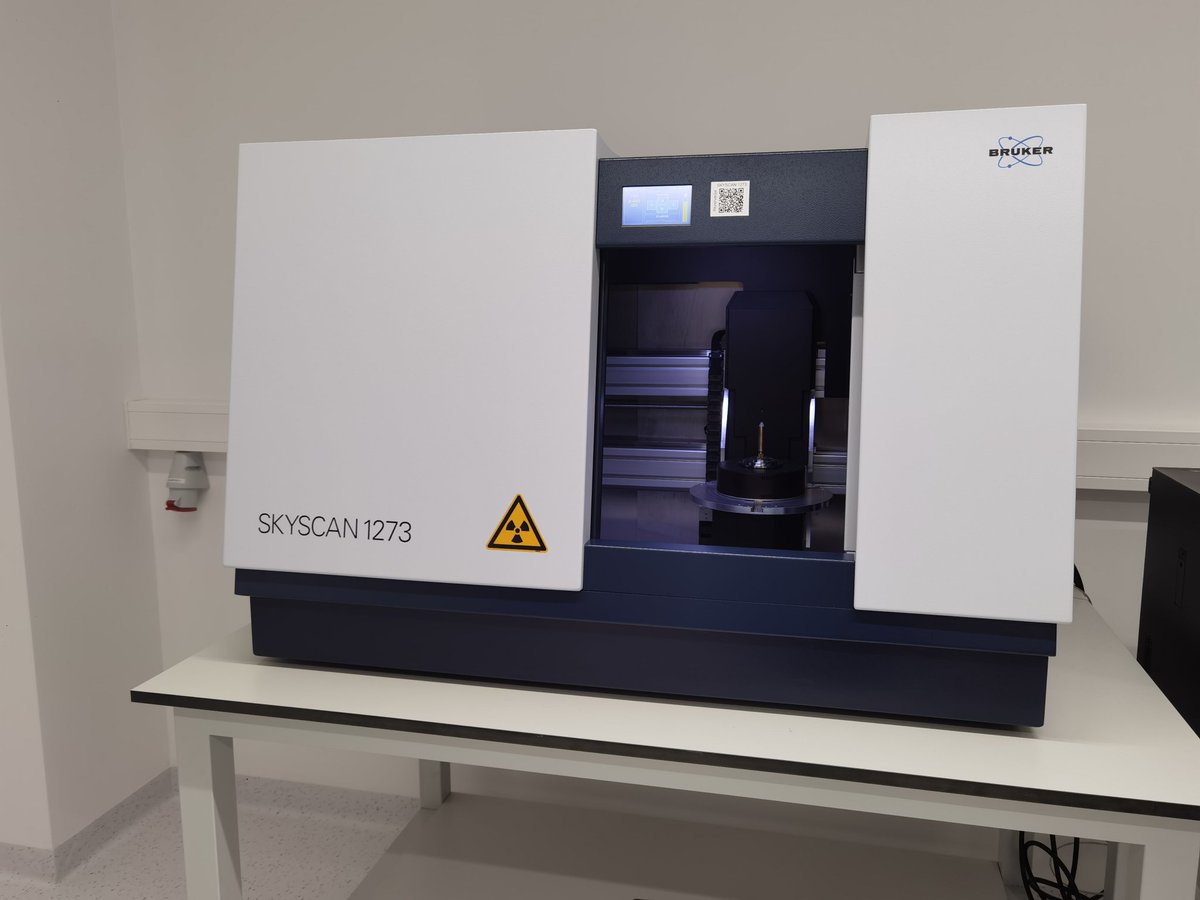 DarjaDankina's tweet photo. 🤓 MicroCT scan session in #vilnius 🇱🇹 for the very first time ☀️ looking for the tomorrow's results 👌

#project365 #paleontology #research #ctscan #microct #kompiuterinėtomografija #fosilijos #fossil https://t.co/M4d7fN9DNf