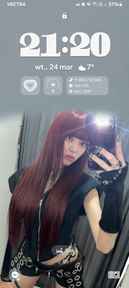 DEAD AND lily tweet media